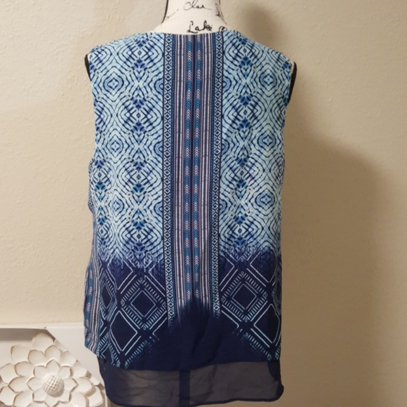 NWT ROSE + OLIVE TOP - Picture 3 of 4